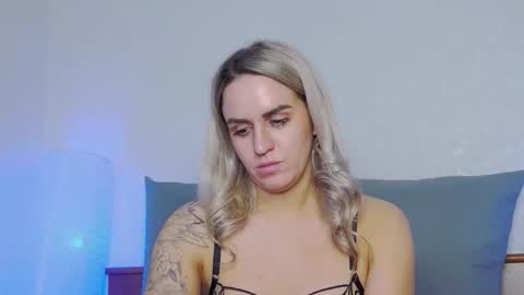 Snapshot of foxy_kimmi chatting on 20, 2, 2026 Foxy Kimmi online show from 20, 2, 2026