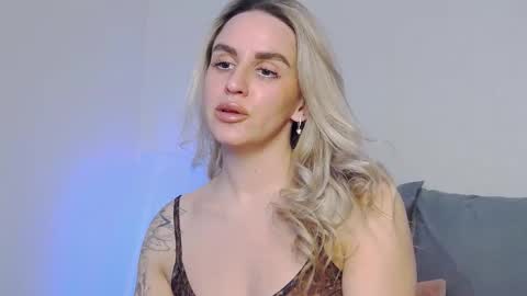 Snapshot of foxy_kimmi chatting on 28, 2, 2026 Foxy Kimmi online show from 28, 2, 2026