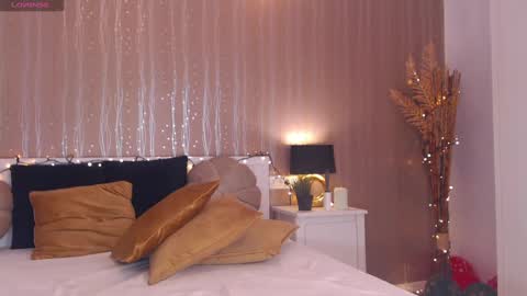 Adela - Single mom. 40 y online show from 14, 12, 2024