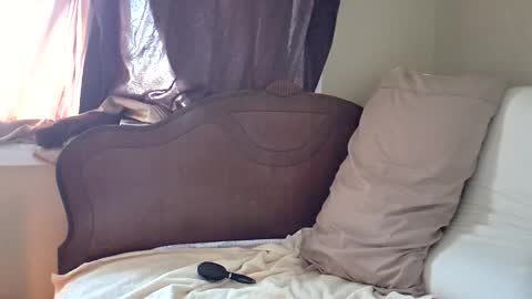 foxycutecock online show from 2, 3, 2026