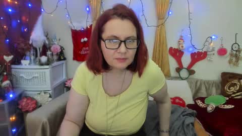 Snapshot of foxydesiree chatting on 22, 12, 2024 foxydesiree online show from 22, 12, 2024