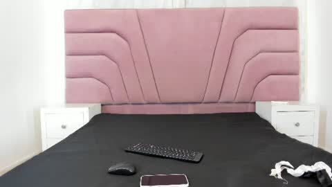 foxyhillx online show from 20, 6, 2026