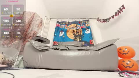 yiyi online show from 25, 10, 2025