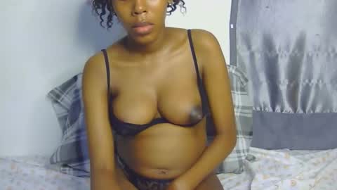 foxypennyy online show from 5, 11, 2025