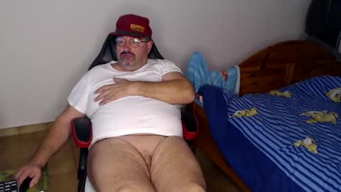 Fraboys online show from 5, 12, 2025