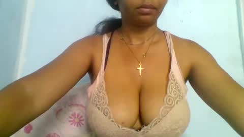 Snapshot of fracisca2204 chatting on 3, 12, 2025 fracisca2204 online show from 3, 12, 2025