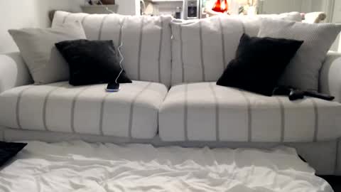 Snapshot of fragilemasochist chatting on 28, 12, 2024 Angel online show from 28, 12, 2024