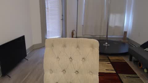 Snapshot of fragilemasochist chatting on 15, 2, 2025 Angel online show from 15, 2, 2025