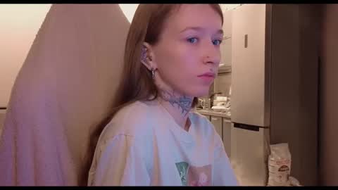 fran_bow online show from 24, 11, 2025