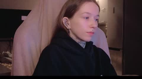 fran_bow online show from 3, 2, 2026