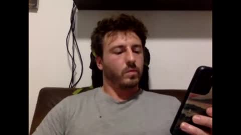 Snapshot of francaiiiiiis chatting on 9, 11, 2025 francaiiiiiis online show from 9, 11, 2025