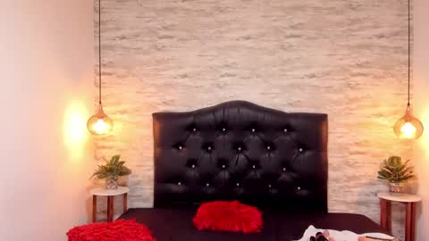          online show from 16, 11, 2025