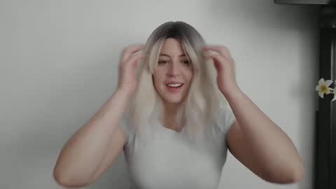 Francesca online show from 5, 2, 2026