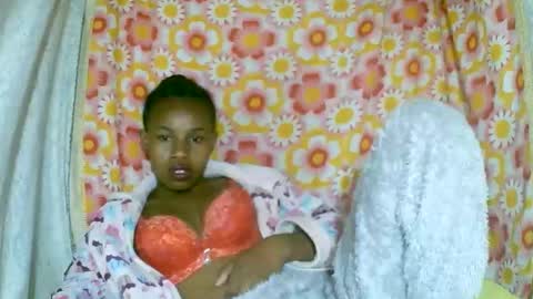 Snapshot of franciefrancie chatting on 26, 11, 2025 francilla online show from 26, 11, 2025