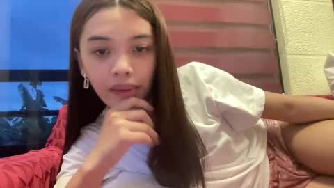 Snapshot of francyne_kemmis chatting on 24, 11, 2025 francyne_kemmis online show from 24, 11, 2025