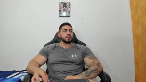 frank_foxx1 online show from 2, 11, 2025