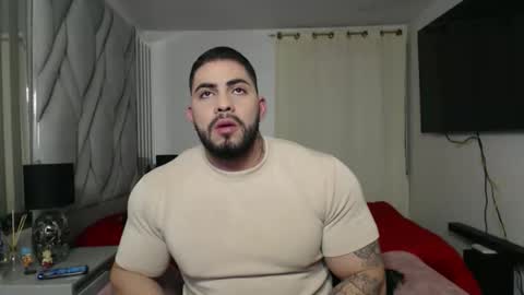 frank_foxx1 online show from 14, 12, 2025