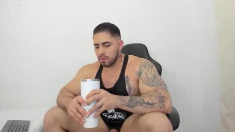 frank_foxx1 online show from 5, 3, 2026