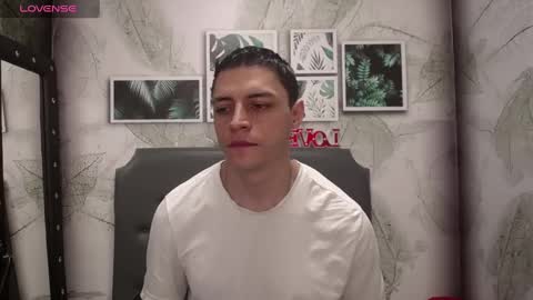 Snapshot of frank_millers chatting on 4, 3, 2025 Frank online show from 4, 3, 2025