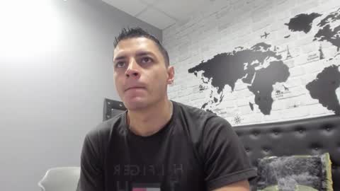 Snapshot of frank_millers chatting on 2, 12, 2025 Frank online show from 2, 12, 2025