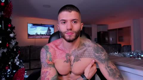 Snapshot of frankfarrellx chatting on 19, 12, 2024 Frank Farrell. Hey remember to give me a thumbs up Ty online show from 19, 12, 2024