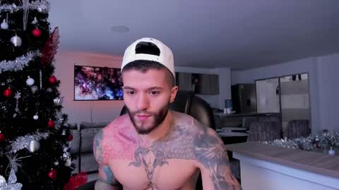 Snapshot of frankfarrellx chatting on 30, 12, 2024 Frank Farrell. Hey remember to give me a thumbs up Ty online show from 30, 12, 2024