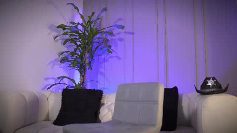 Frank Farrell. Hey remember to give me a thumbs up Ty online show from 24, 3, 2026