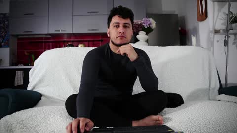 frankhairy online show from 2, 2, 2025
