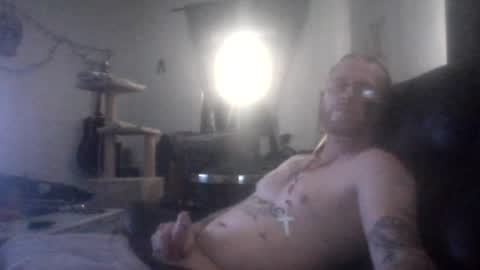 Snapshot of frankyb0yforeal chatting on 16, 7, 2026 frankyb0yforeal online show from 16, 7, 2026