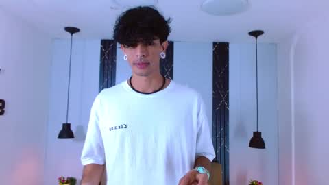 Snapshot of franvill_trato chatting on 25, 9, 2025 Franvill trato online show from 25, 9, 2025