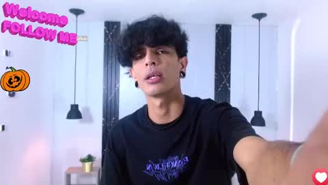 Snapshot of franvill_trato chatting on 9, 10, 2025 Franvill trato online show from 9, 10, 2025