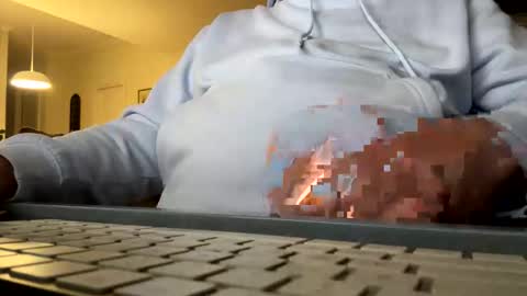 franzmontyhe online show from 7, 10, 2025