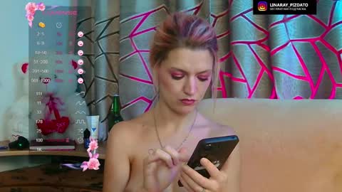 Snapshot of frashpie chatting on 2, 12, 2024 FrashPie online show from 2, 12, 2024