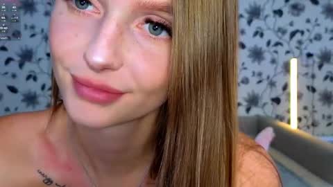 Snapshot of frauchocolate chatting on 24, 1, 2025 Alice online show from 24, 1, 2025