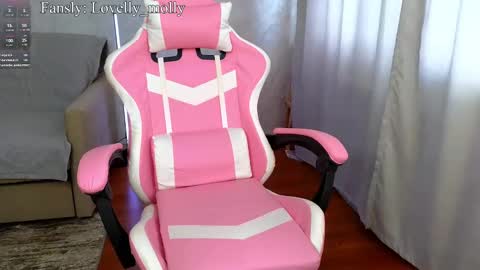 Snapshot of frauchocolate chatting on 18, 2, 2025 Alice online show from 18, 2, 2025