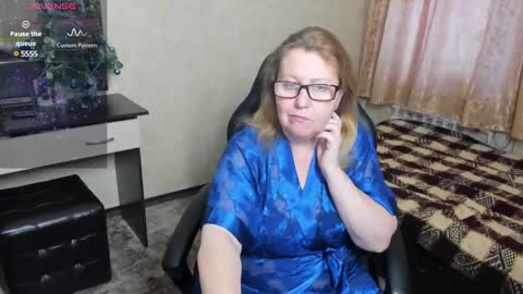 FrauMartha online show from 10, 1, 2025