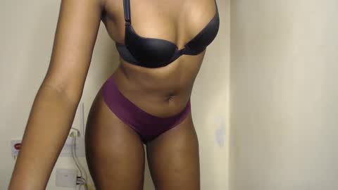 Snapshot of freaky_ass chatting on 18, 1, 2025 Berry online show from 18, 1, 2025