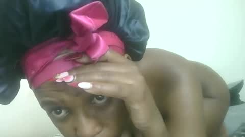 Snapshot of freaky_crammy chatting on 18, 10, 2025 freaky_crammy online show from 18, 10, 2025