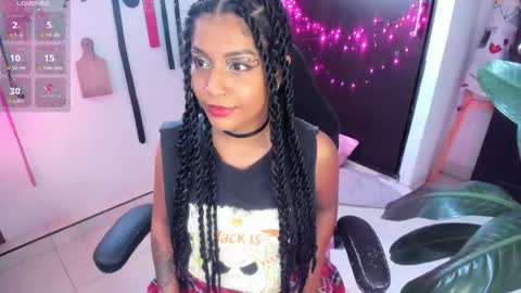 Snapshot of freaky_lia chatting on 22, 4, 2026 Lia Gomez online show from 22, 4, 2026