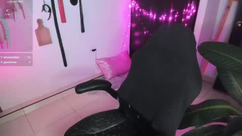 Snapshot of freaky_lia chatting on 19, 5, 2026 Lia Gomez online show from 19, 5, 2026