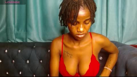 Snapshot of freaky_shamzzy chatting on 2, 11, 2025 shamika online show from 2, 11, 2025