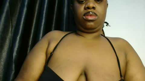 freaky slut5 online show from 1, 7, 2026