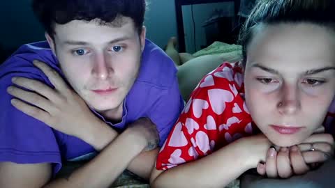 Snapshot of freakycouple11 chatting on 1, 10, 2025 OF-iloveyouxoxo33 online show from 1, 10, 2025