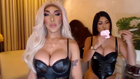 Snapshot of freakymariaxxxx chatting on 27, 1, 2025 Maria online show from 27, 1, 2025
