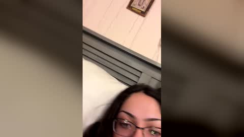 freakyylatinagoddess online show from 17, 1, 2026