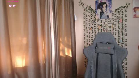Snapshot of frechemolly chatting on 28, 7, 2026 Margo online show from 28, 7, 2026