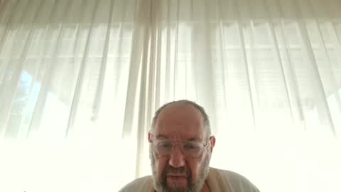 Snapshot of fredaldavid chatting on 4, 12, 2024 David Fredal online show from 4, 12, 2024