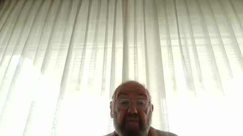 Snapshot of fredaldavid chatting on 11, 12, 2024 David Fredal online show from 11, 12, 2024