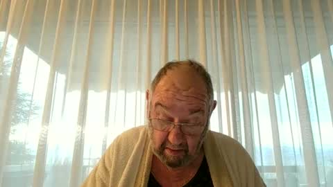 Snapshot of fredaldavid chatting on 9, 1, 2025 David Fredal online show from 9, 1, 2025