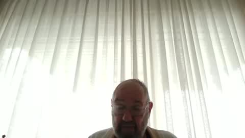 Snapshot of fredaldavid chatting on 10, 1, 2025 David Fredal online show from 10, 1, 2025